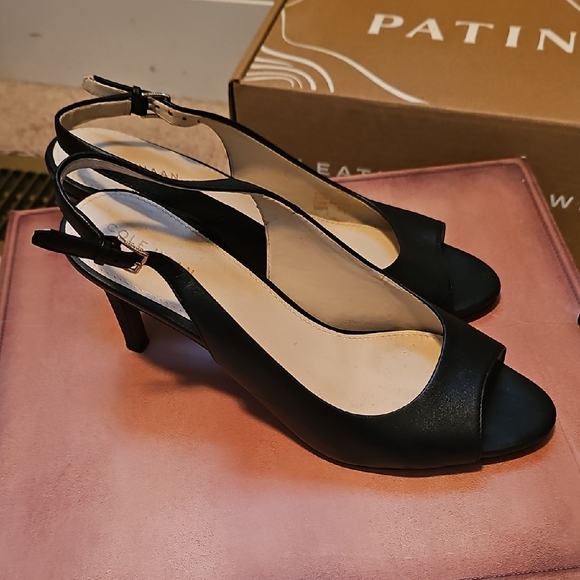 Black Slingback Women's Shoes - Picture 2 of 5